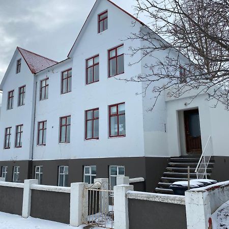 Day Dream Central Akureyri Two Bedroom Apartment Esterno foto