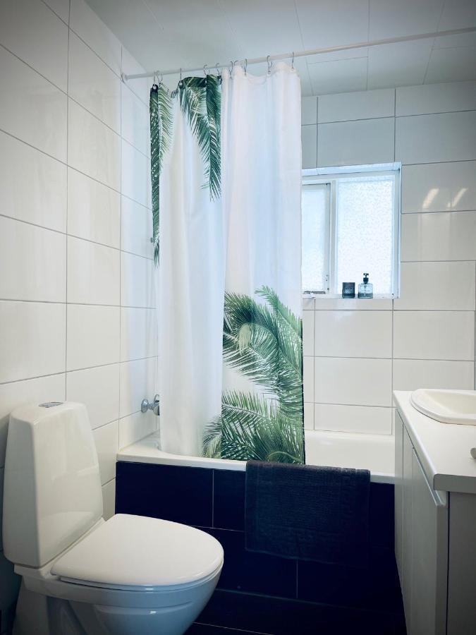 Day Dream Central Akureyri Two Bedroom Apartment Esterno foto